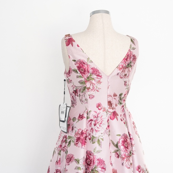 Adrianna Papell - Floral Boat-Neck Floral Jacquard Dress - Picture 11 of 14